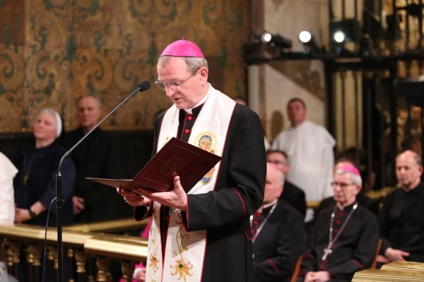 arcybiskup Tadeusz wojda na jasnej górze